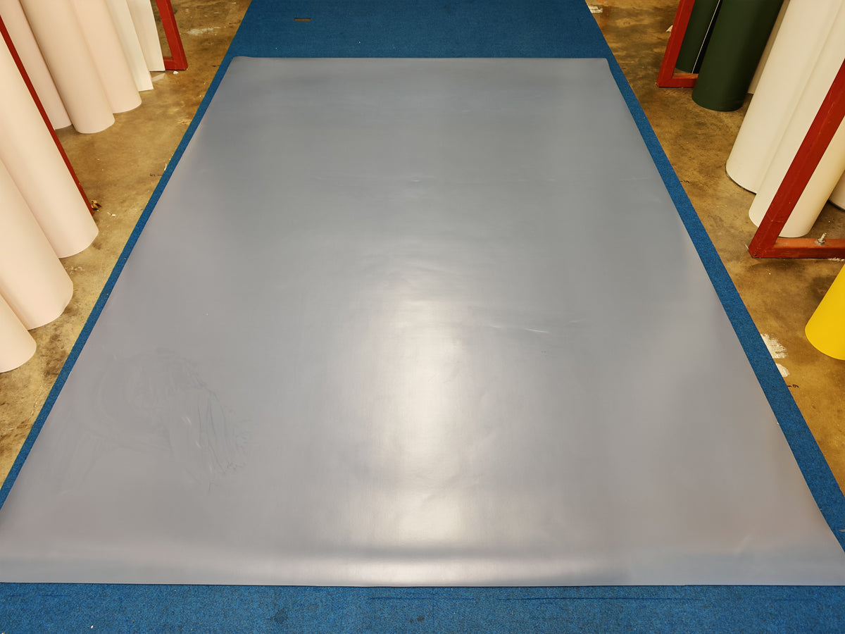 Stoke Newington Blue rubber, 4.94 sq m (roll 86)